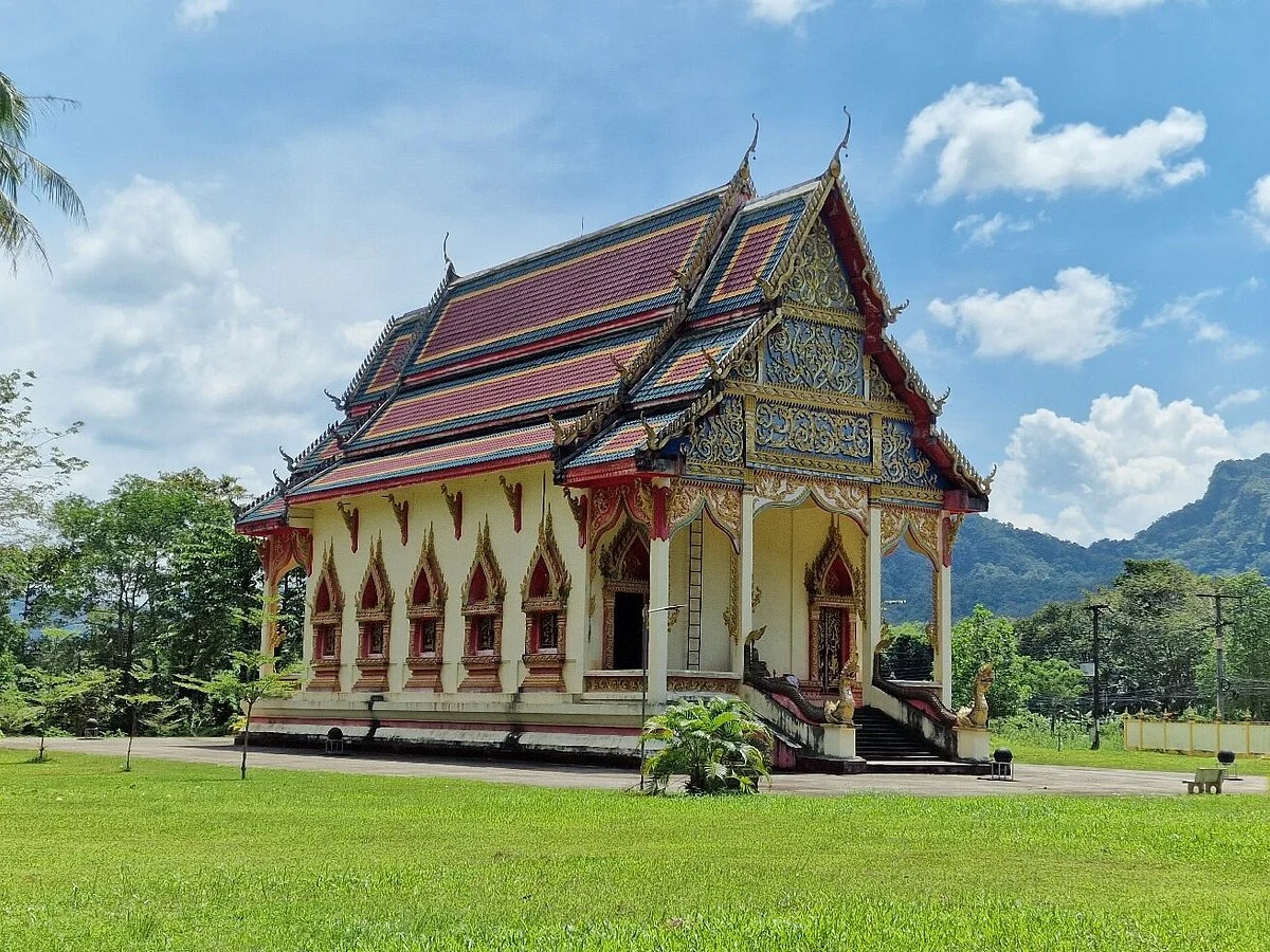 Wat Sok Tham Phanthurat Temple