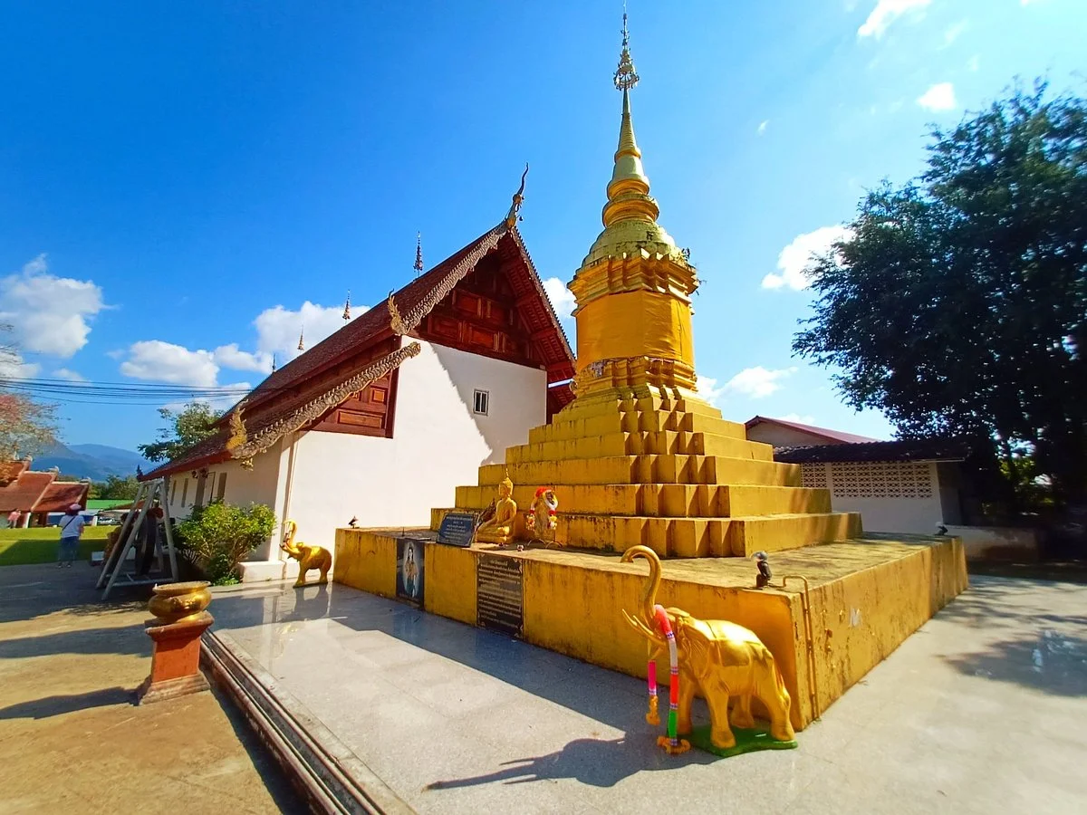 Wat Nam Hoo