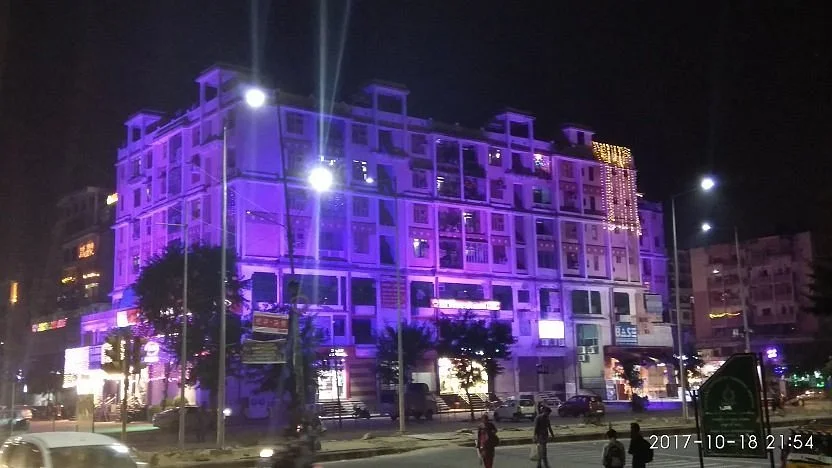 Cross Road Mall