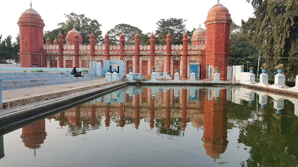 VOC Park and Zoo