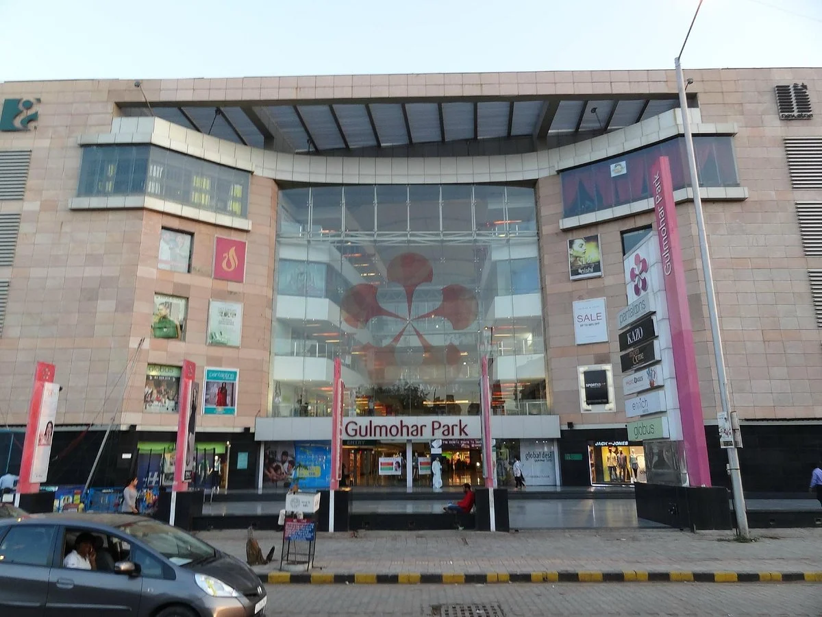 Gulmohar Park Mall