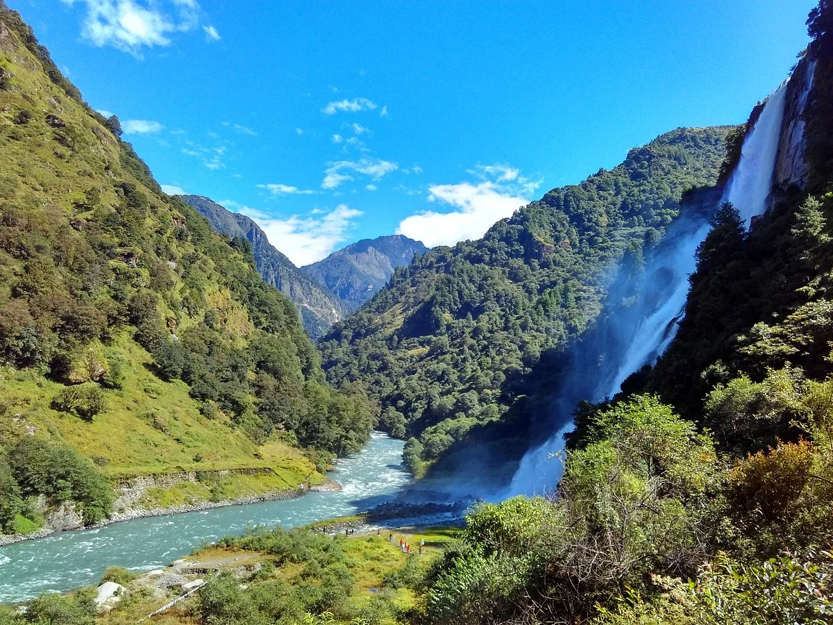 Nuranang Falls