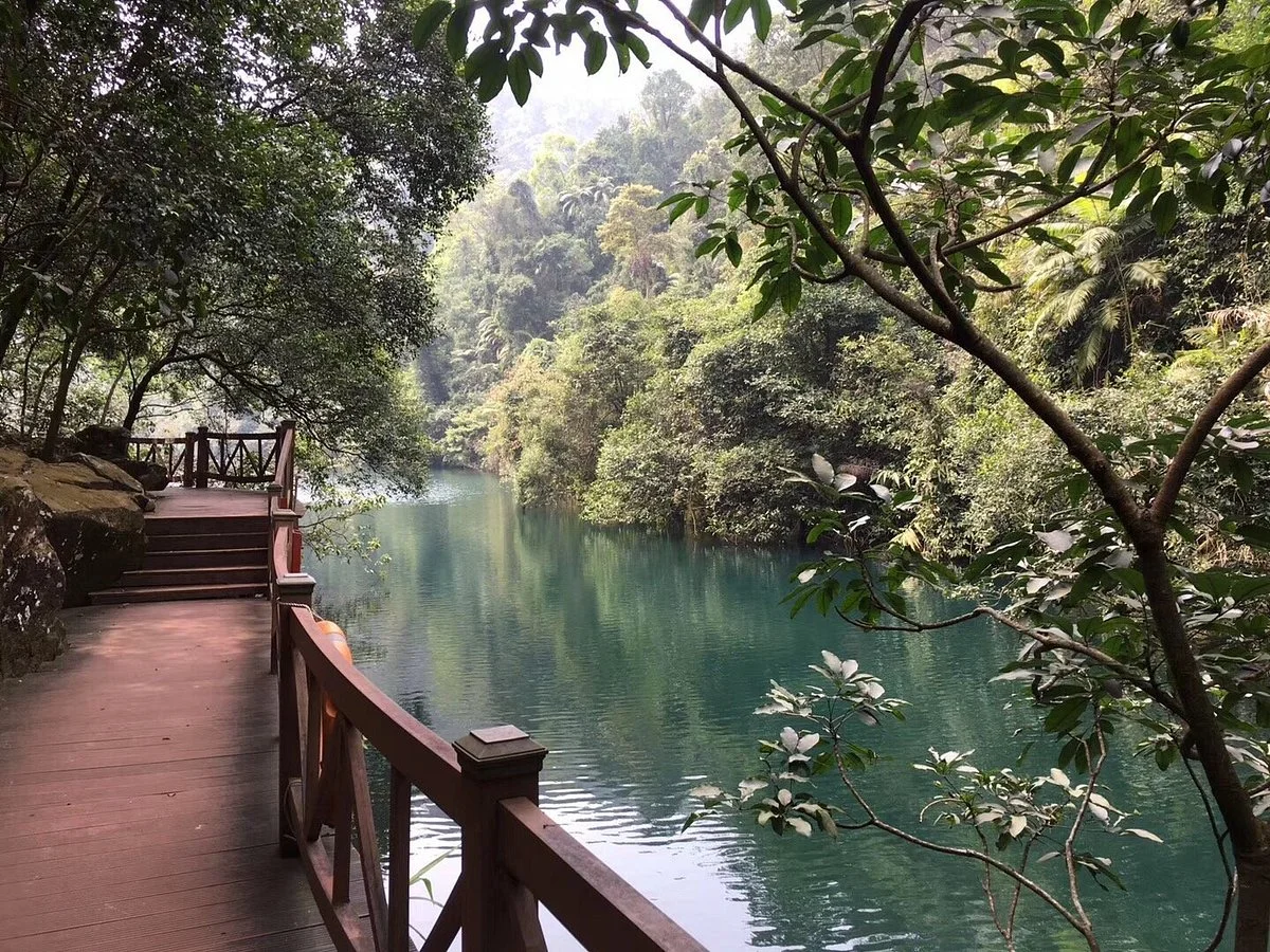 Dinghu Lake