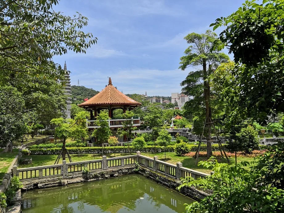 Nanputuo Temple
