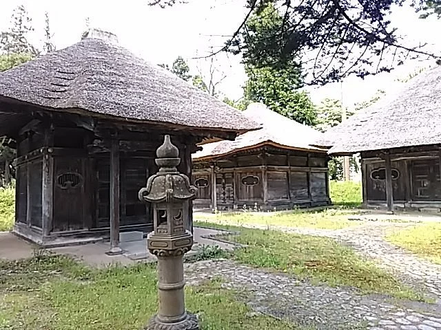 Grave of Shinjohan Clan Tozawa Family