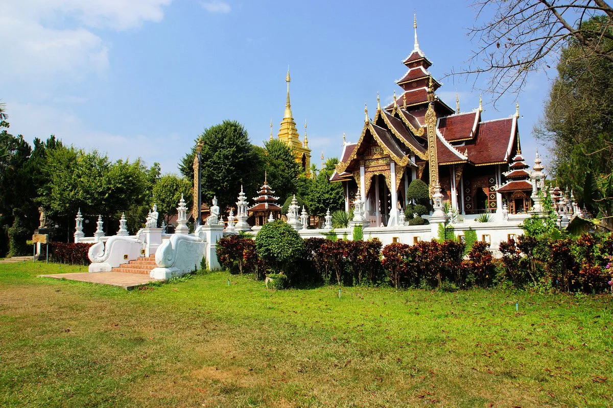 Tham Tap Tao Temple