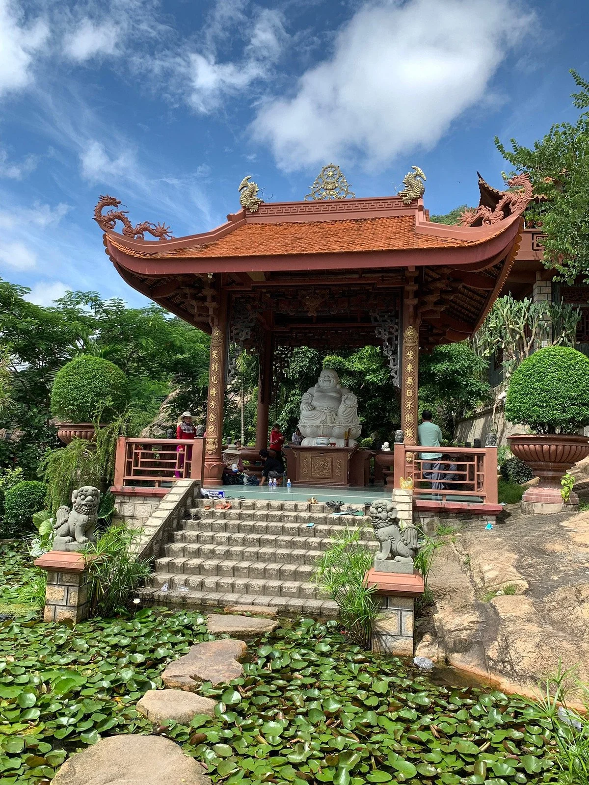 Hang Pagoda (Chua Hang)