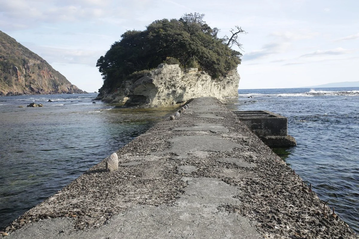 Shirahama Ryugu Island