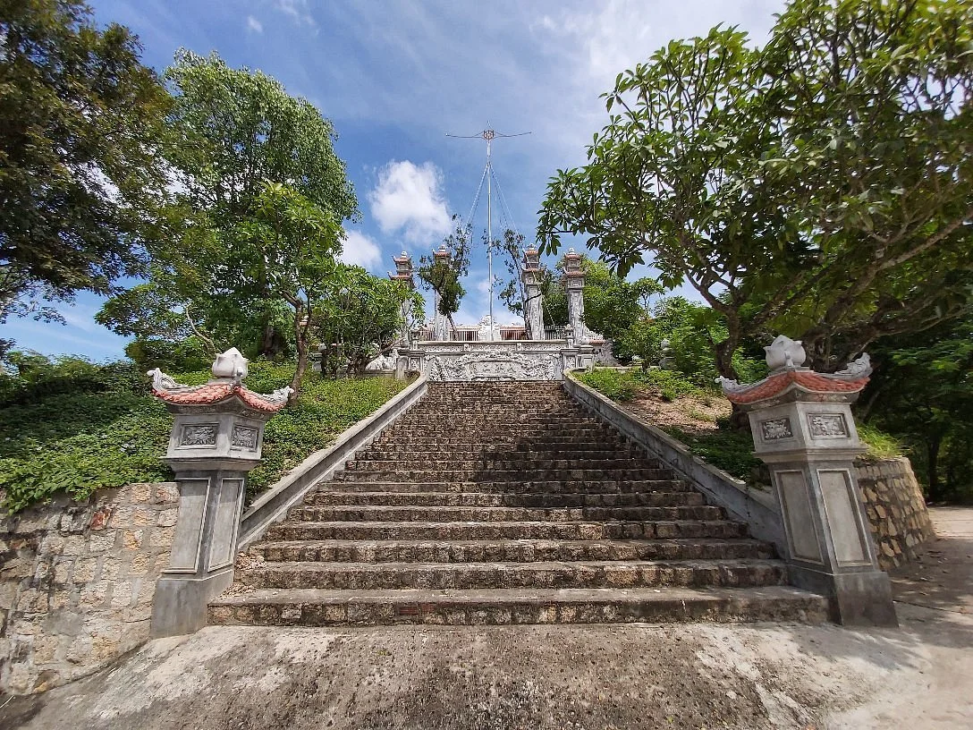 Phuoc Dien Pagoda