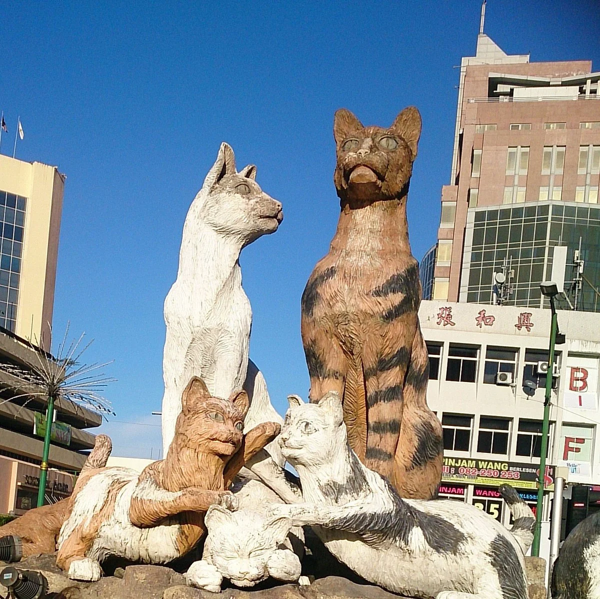 Cat Monument