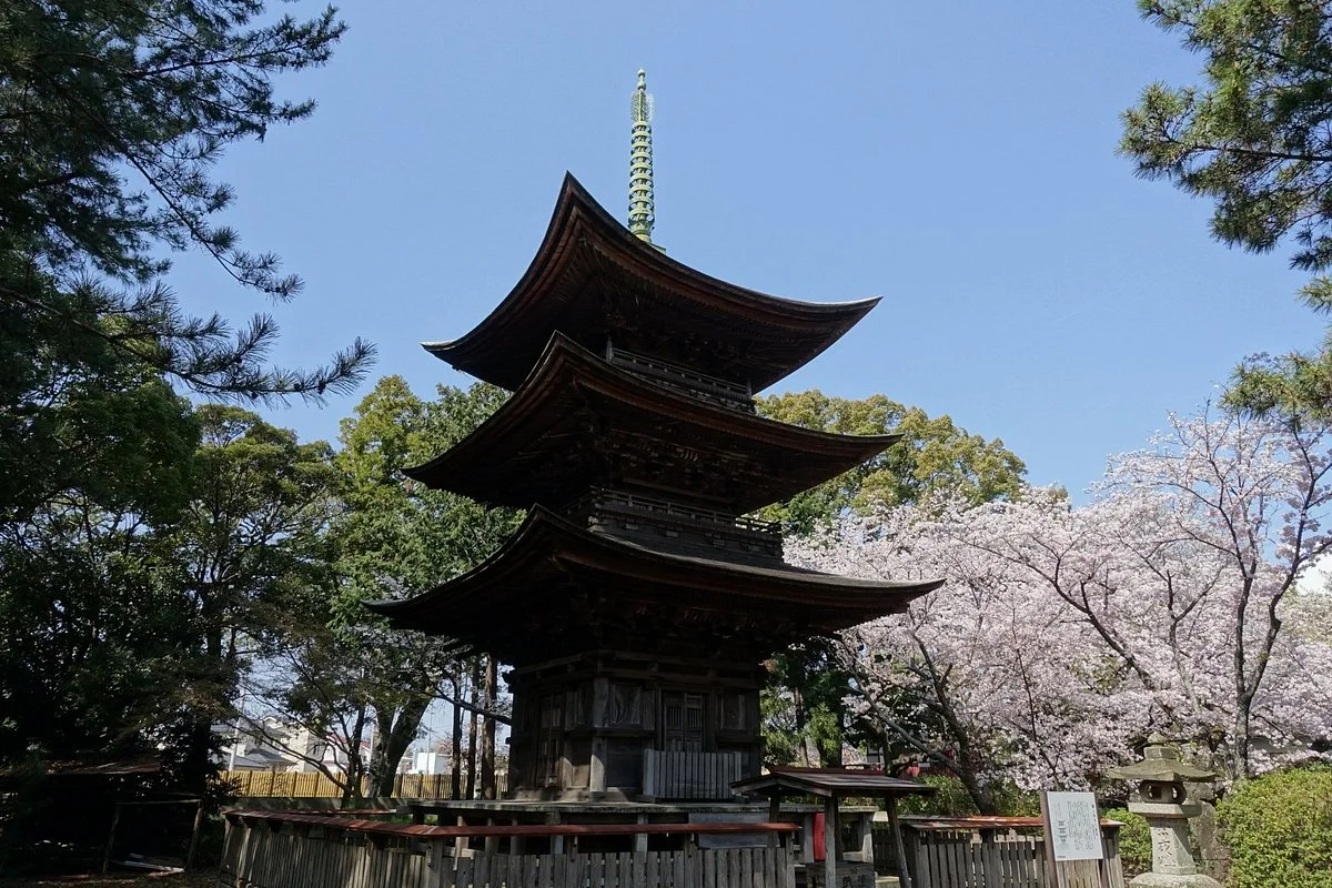 Sanmyoji Temple