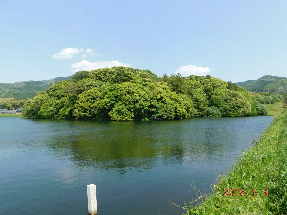 Mausoleum of Emperor Sujin