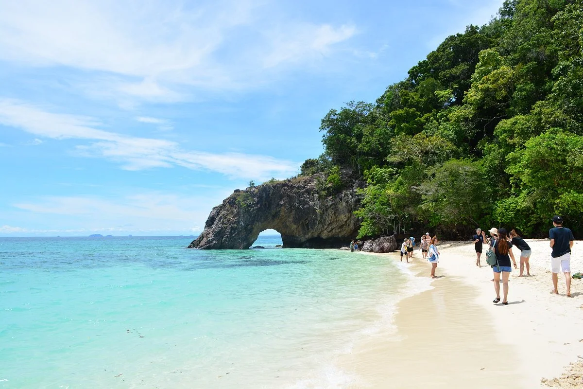Koh Kai Rock Cave