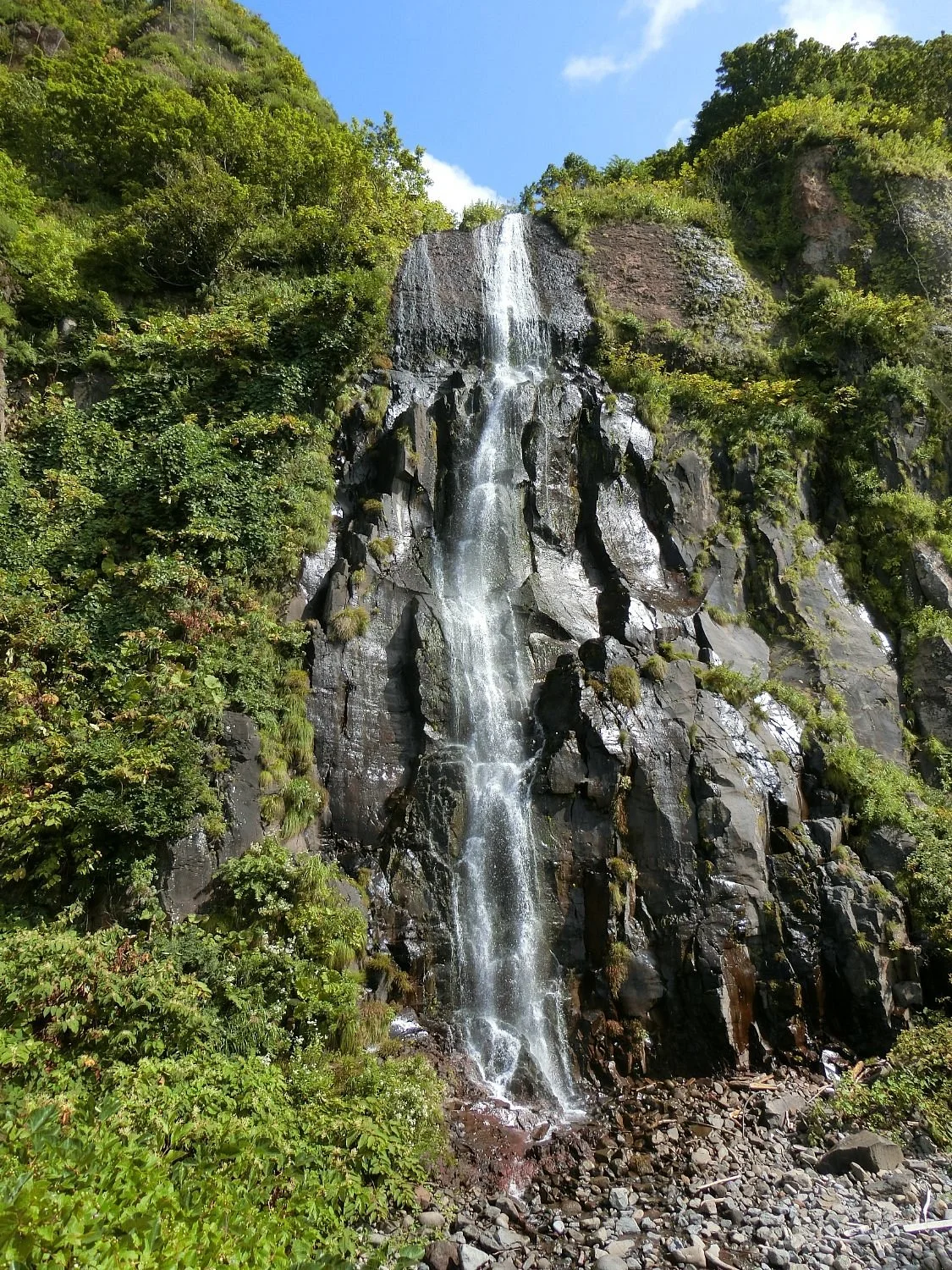 Shiragane Falls