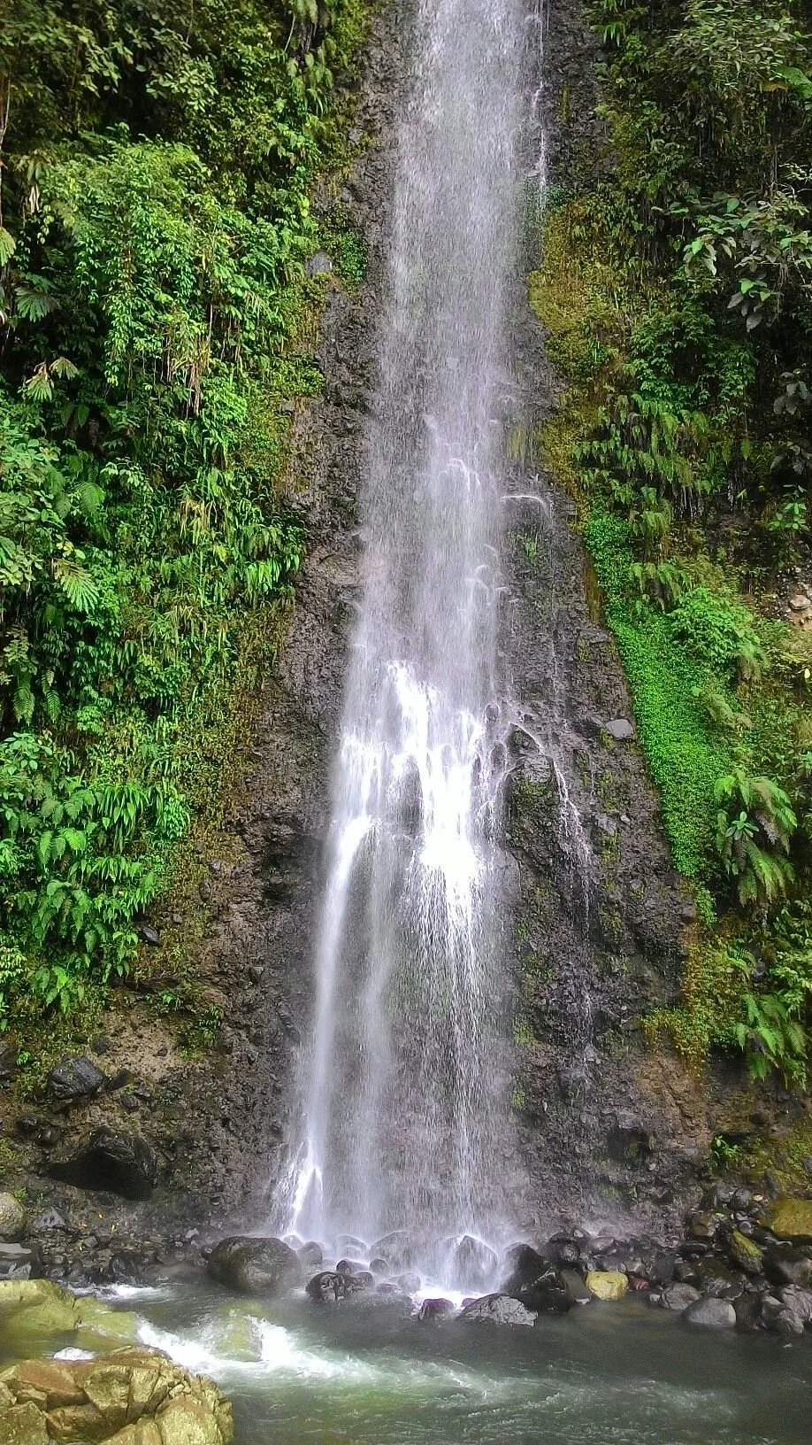 Ngungun Saok Waterfall