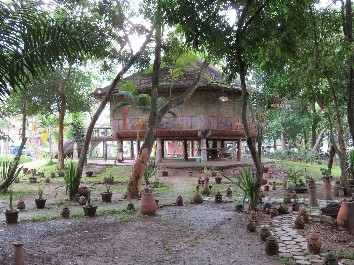 Inpeng Ethnic Culture Park