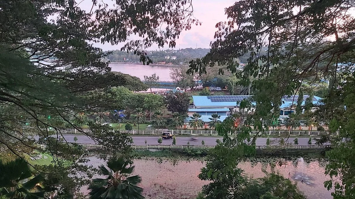 Veer Savarkar Park
