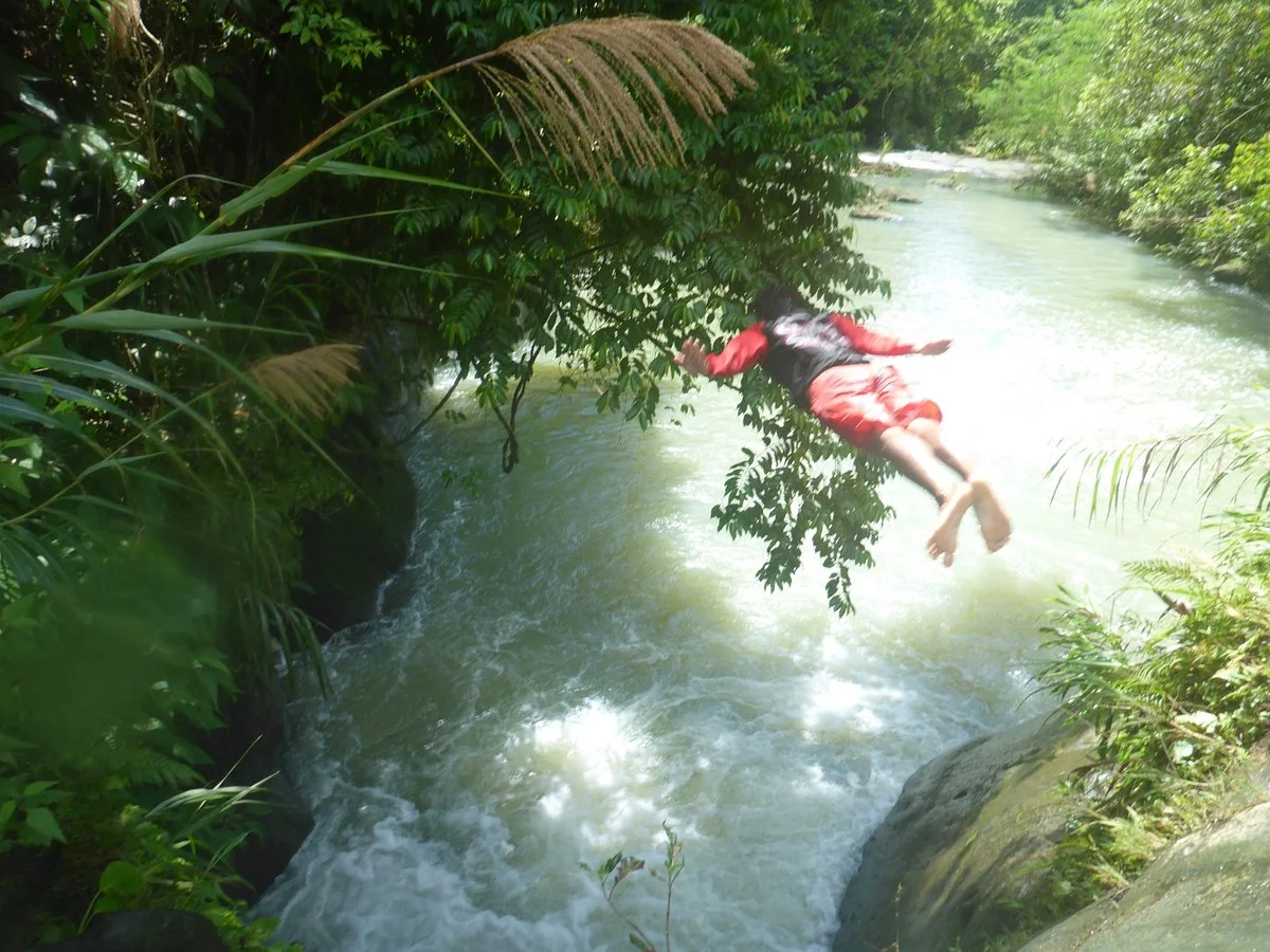 Bangon Falls