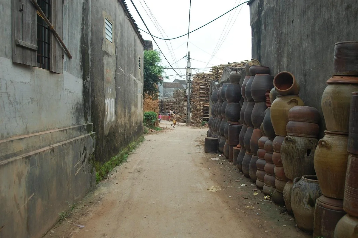 Phu Lang Pottery Village
