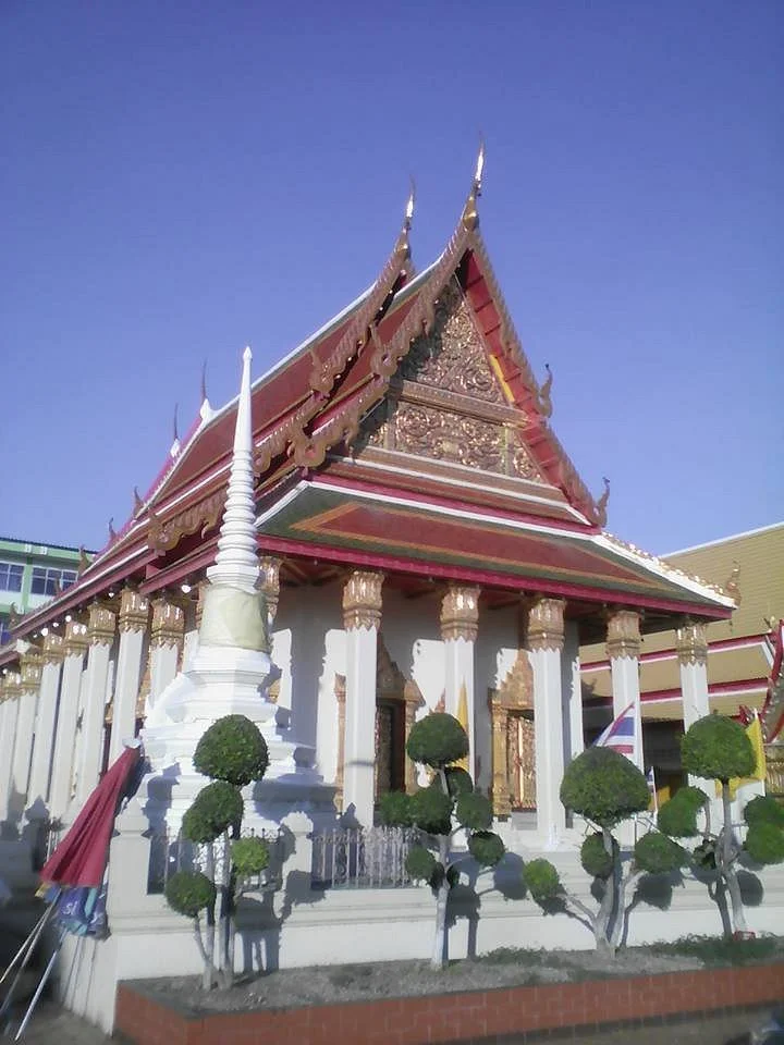 Wat Chong Lom