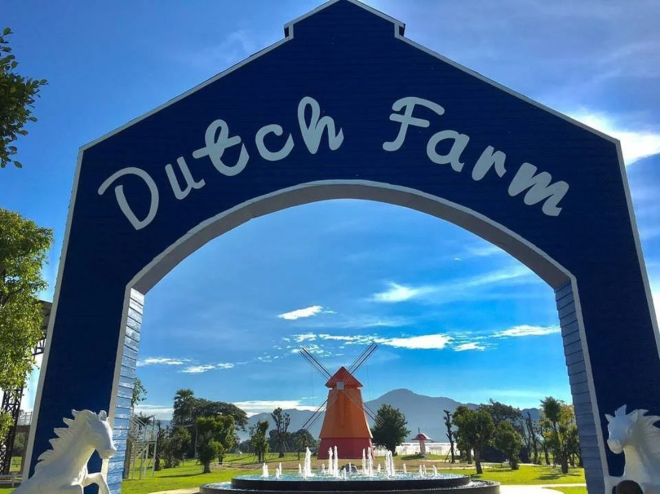 Dutch Farm