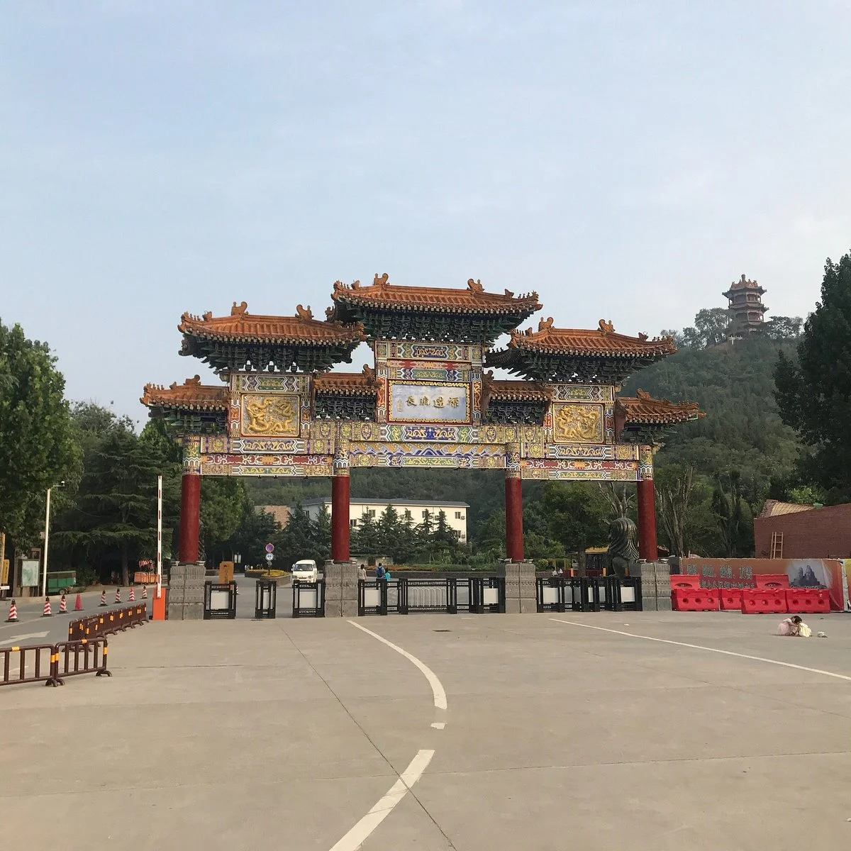 Yellow River Monuments