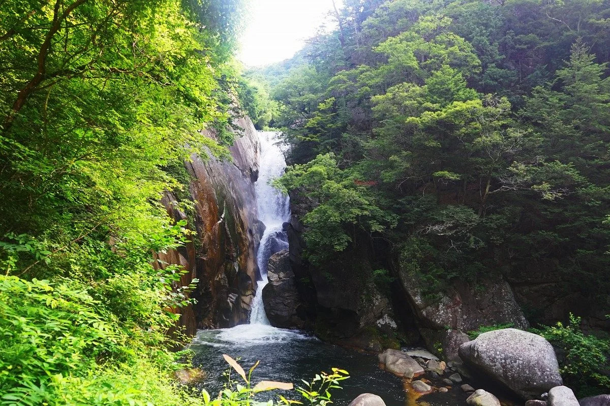 Senga Waterfall