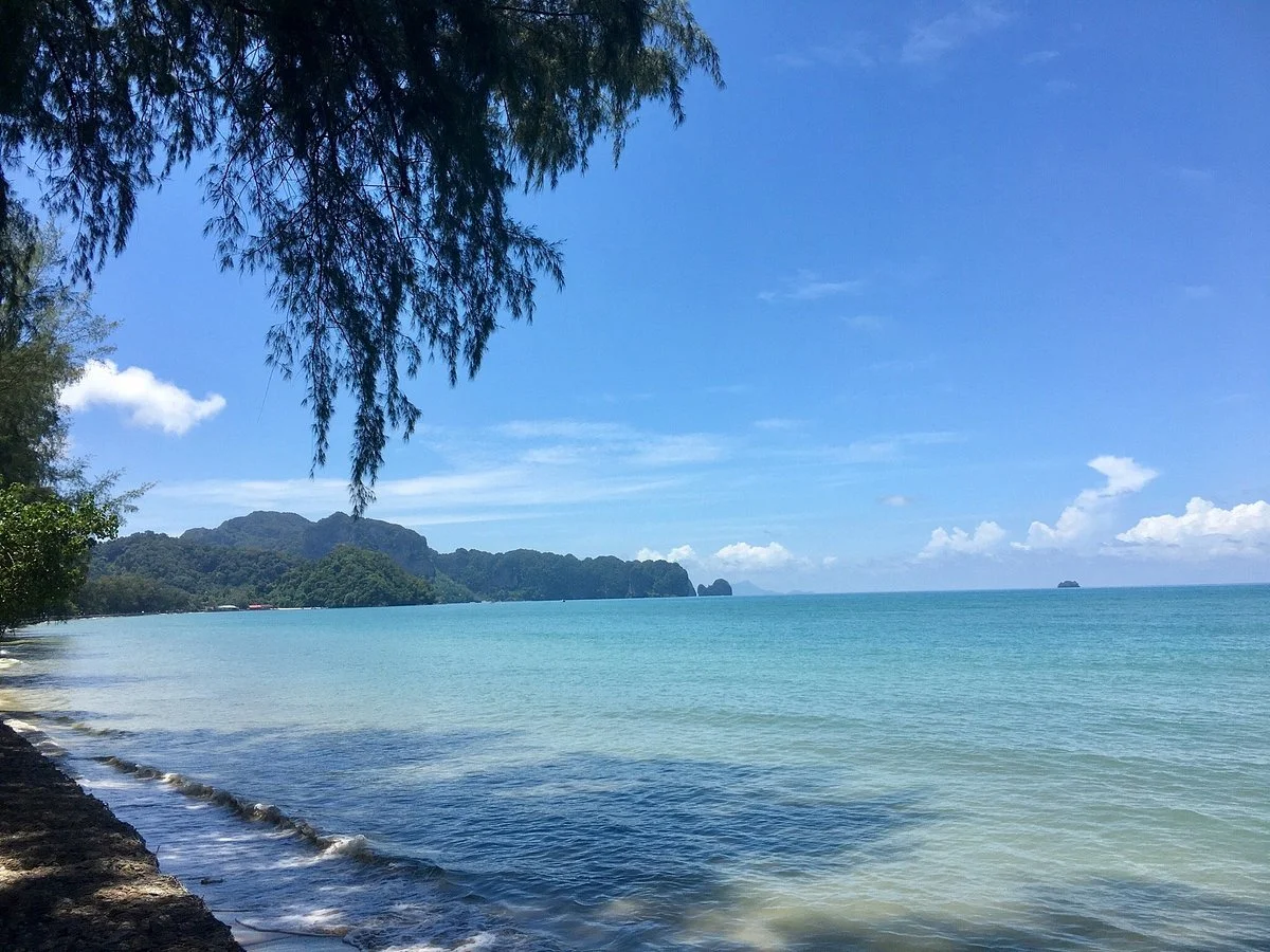 Khlong Muang Beach