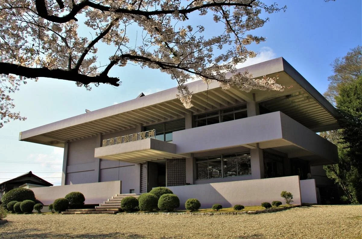 Tokoname Tounomori Museum