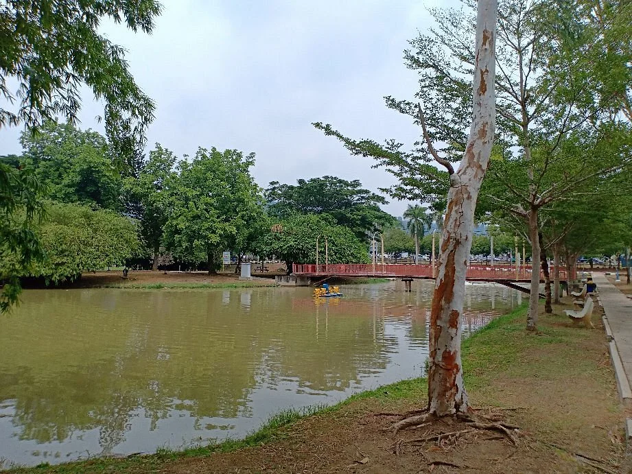 Jempol Lake Garden