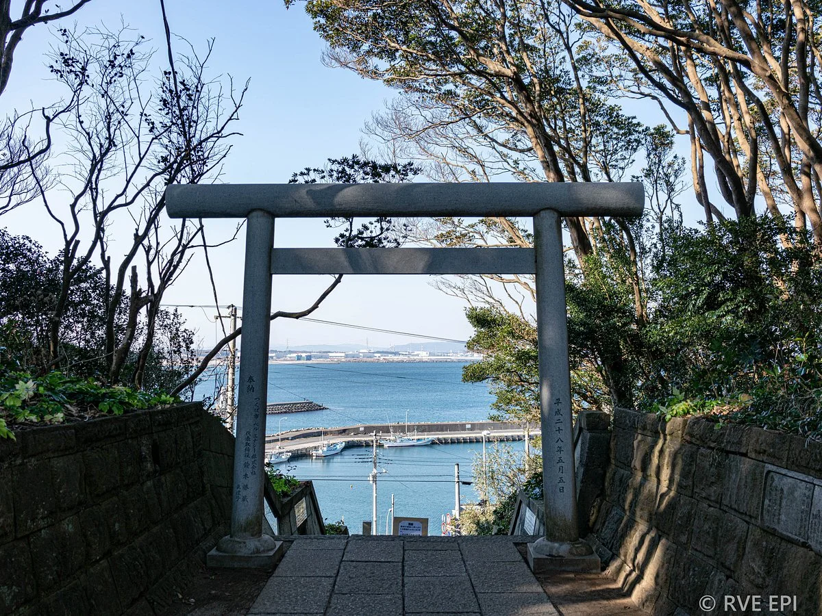 Sakatsura Isozaki Shrine Forest