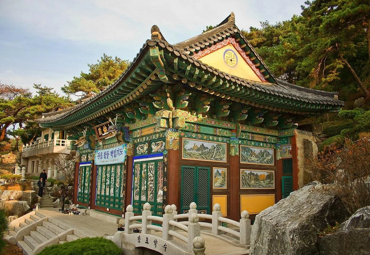 Heungryunsa Temple