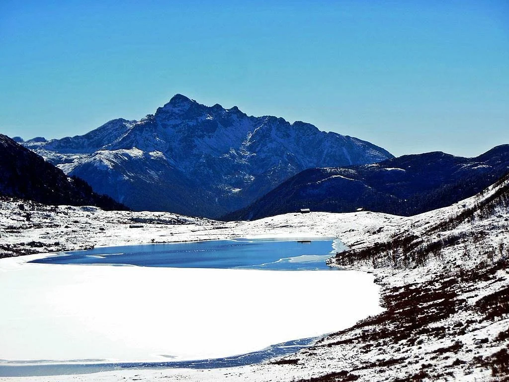 Menmecho Lake
