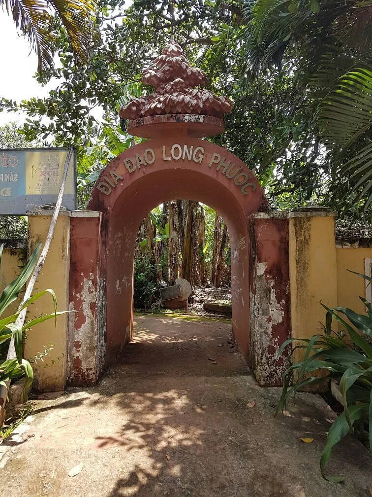 Kim Long Tunnels