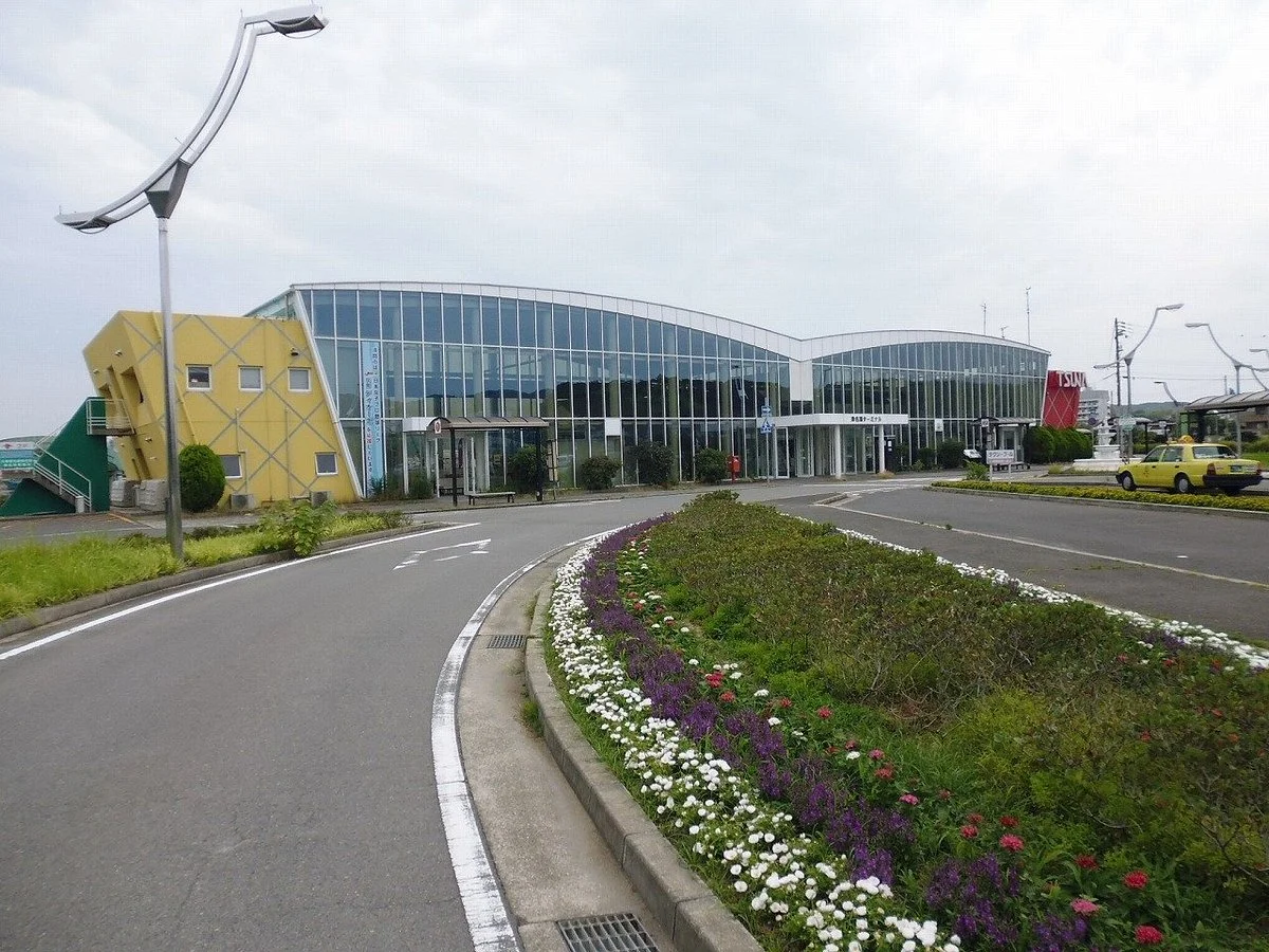 Tsuna Port Terminal Tourist Information Center
