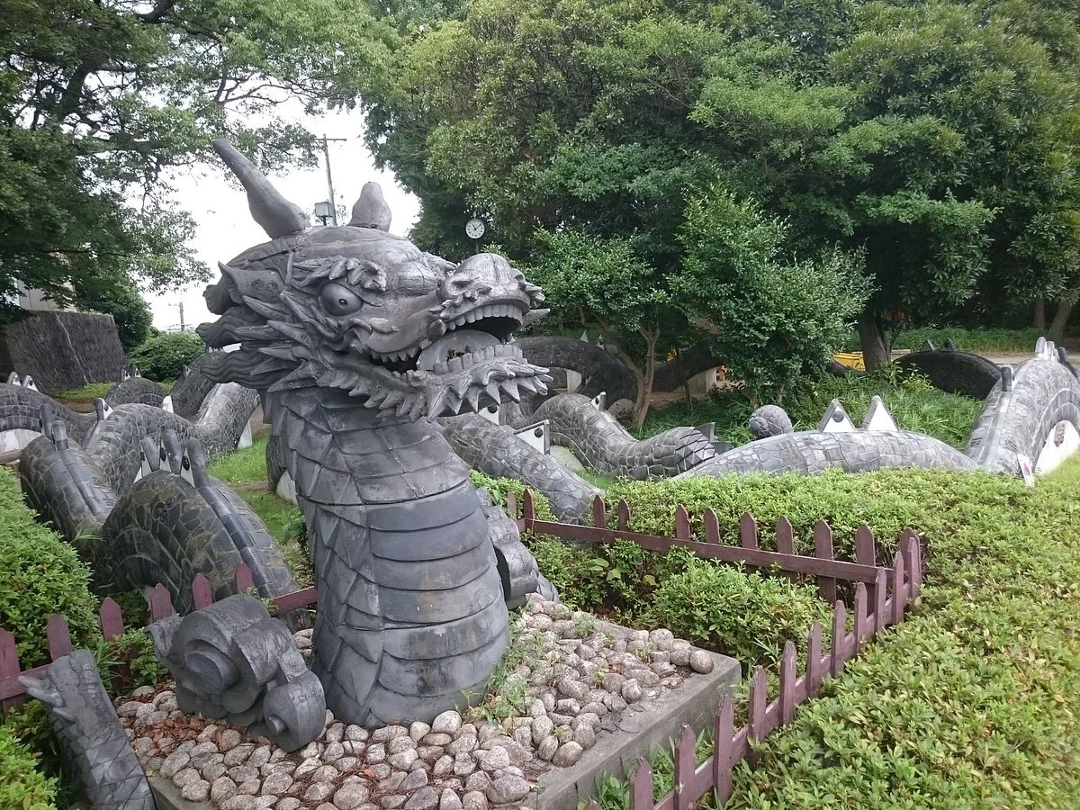 Giant Dragon of Takabire Park