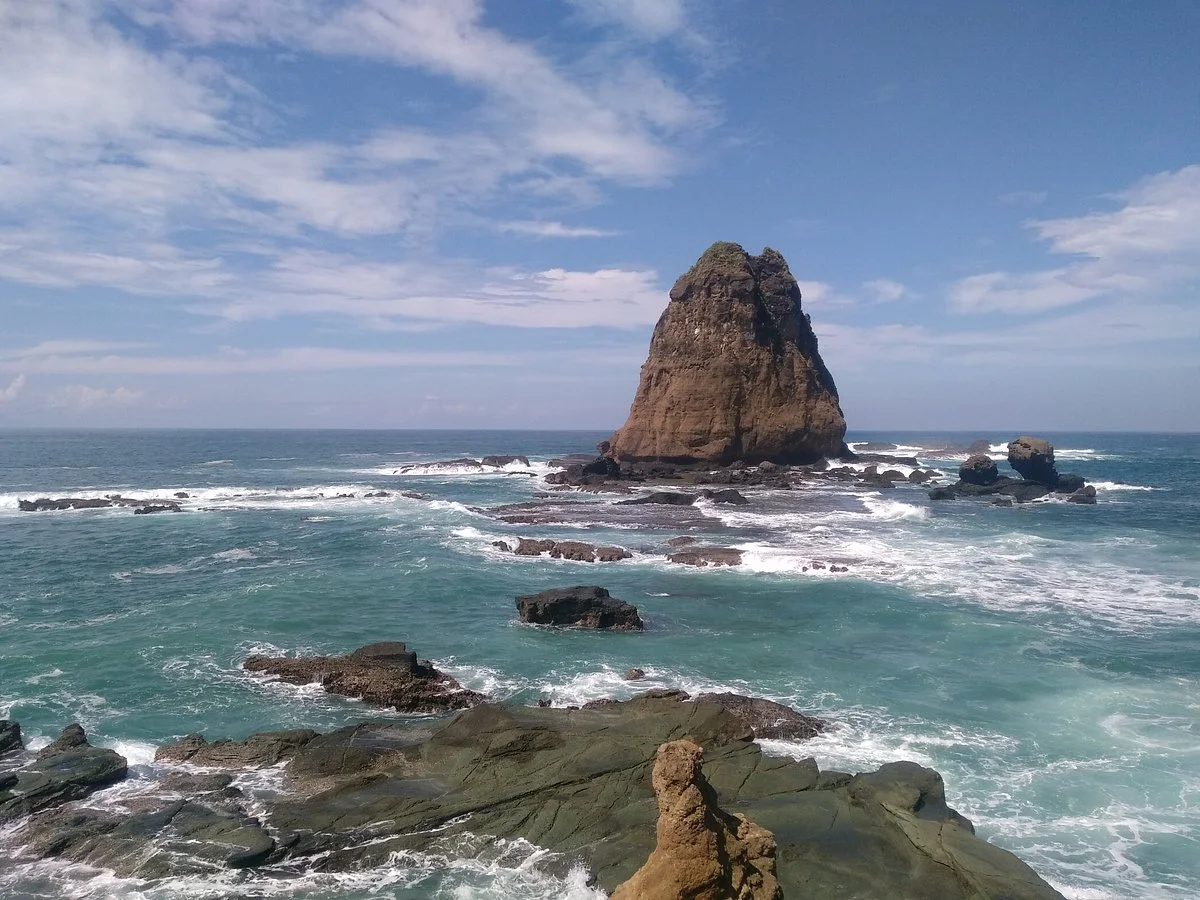 Watu Ulo Beach