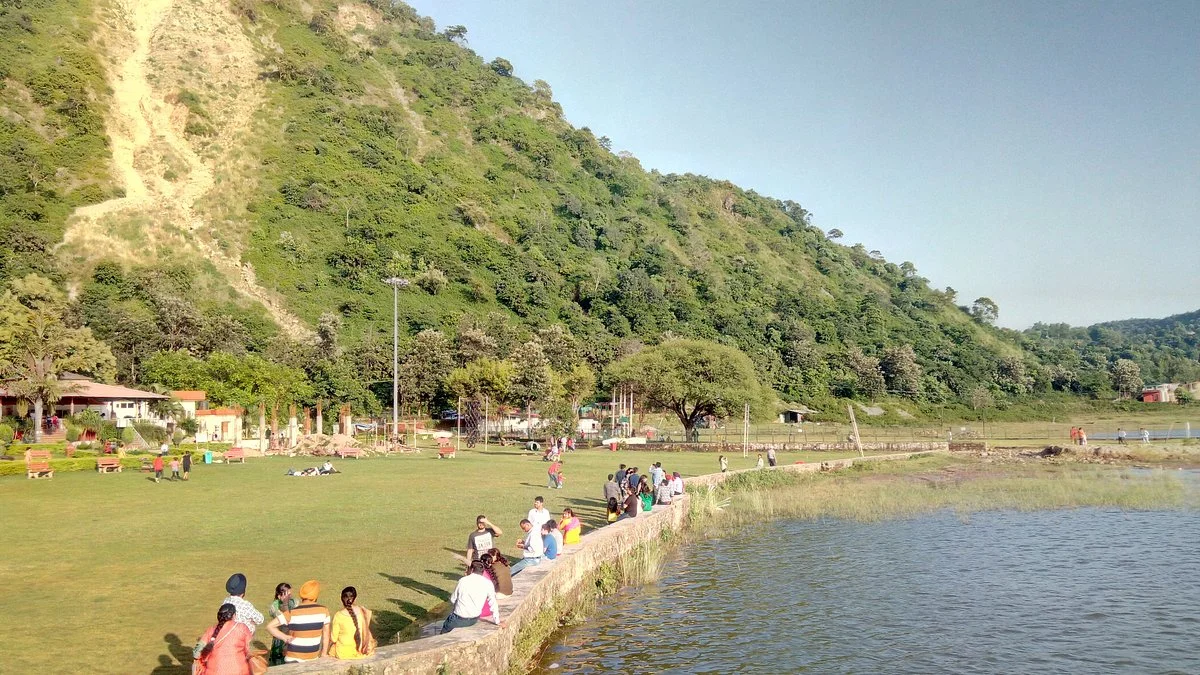 Tikkar Lake