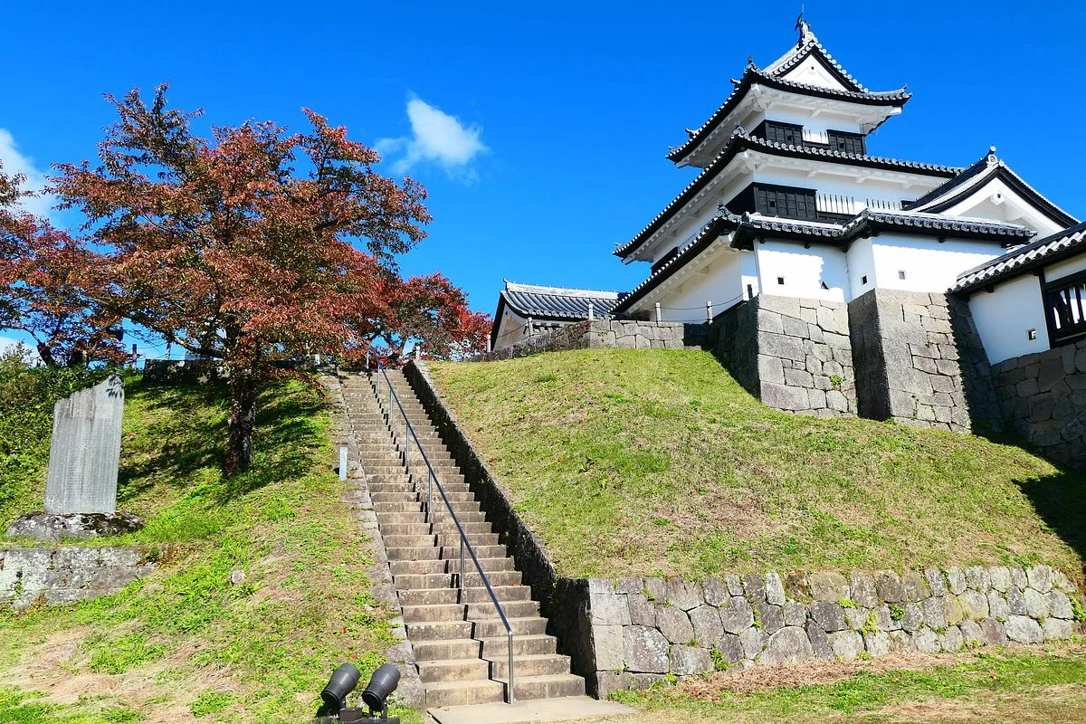 Komine Castle Remains