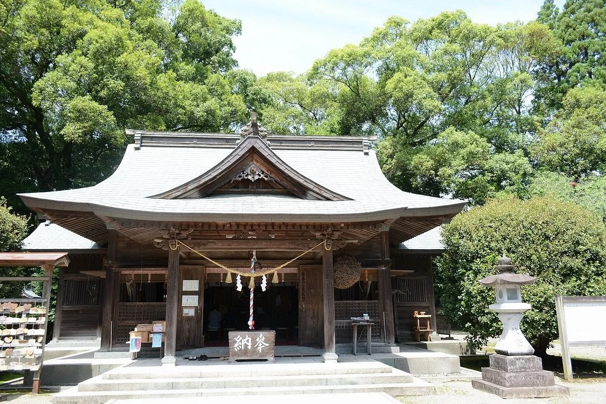 Tsuma Shrine