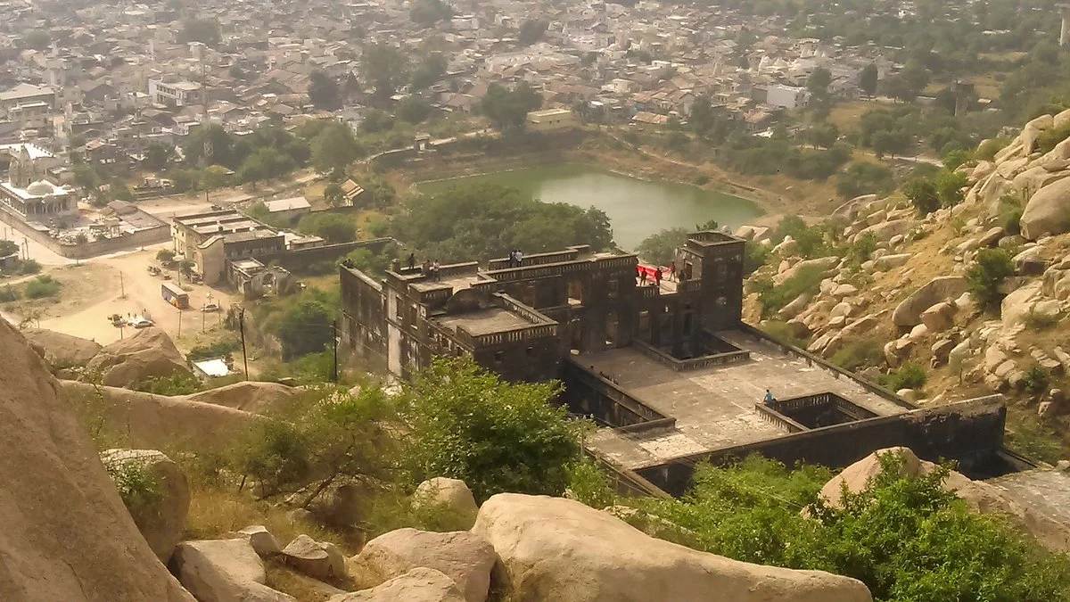 Ruthi Rani Mahal