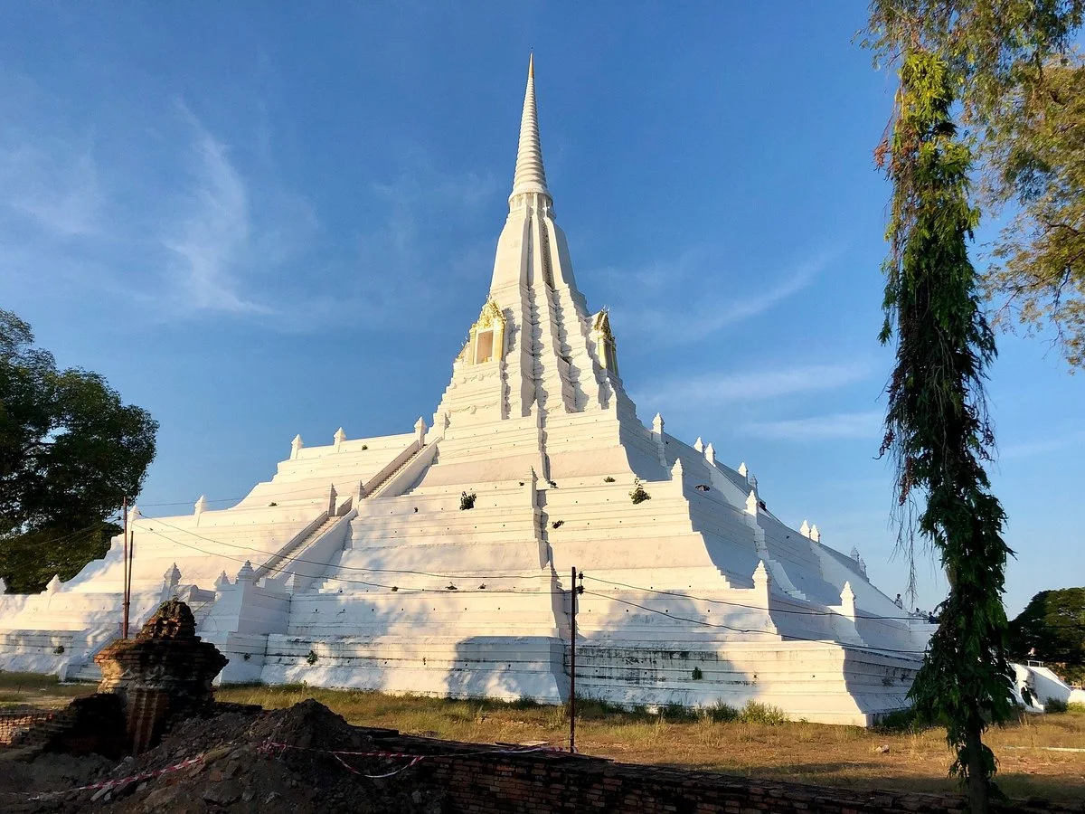 Wat Phu Khao Thong (Golden Mount)
