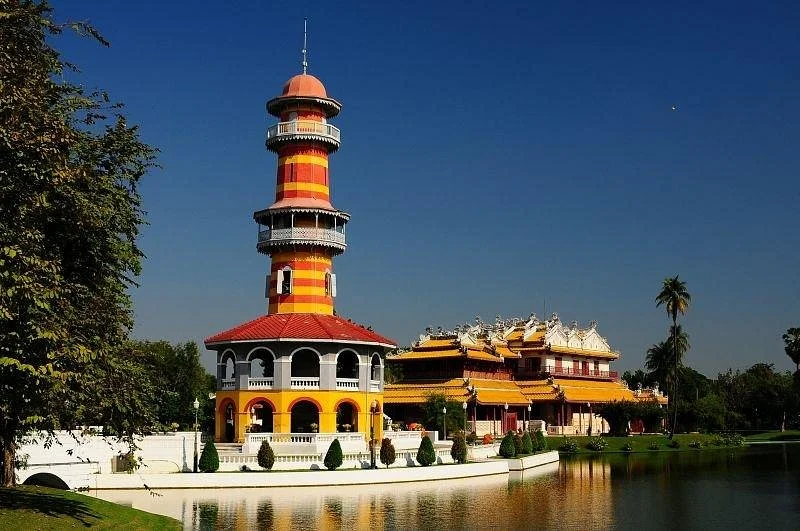 Phra Thinang Wehart Chamrun
