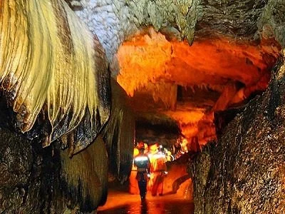 Buni Ayu Cave