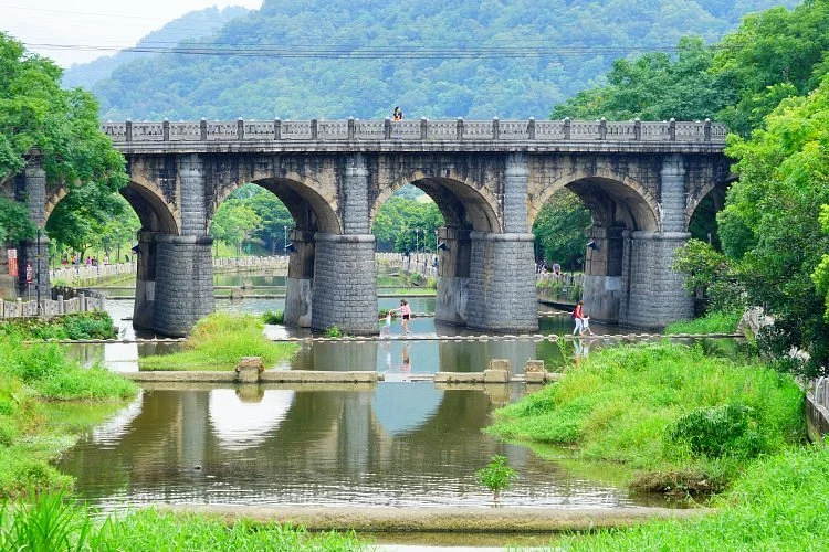 Dong An Bridge