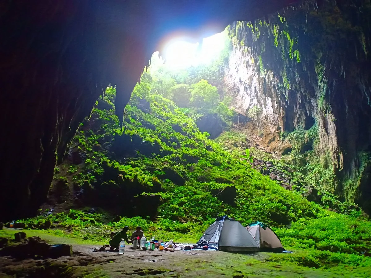 Langun-Gobingub Cave