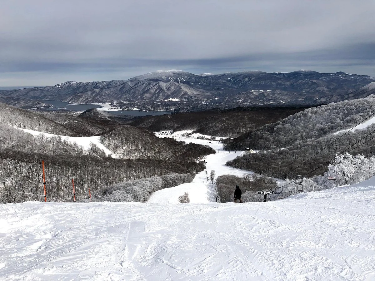 Hoshino Resorts Nekoma Snow Park & Resort