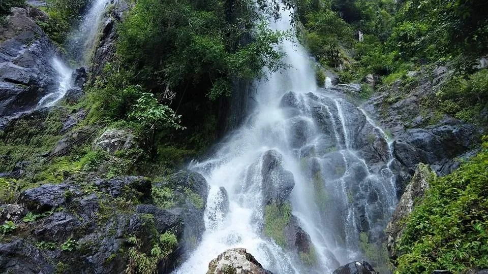 Krok E-Dok Waterfall
