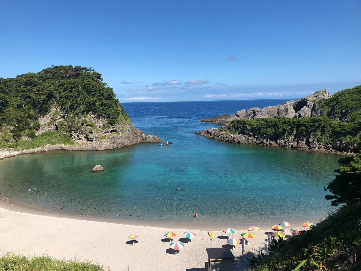 Tomari Beach