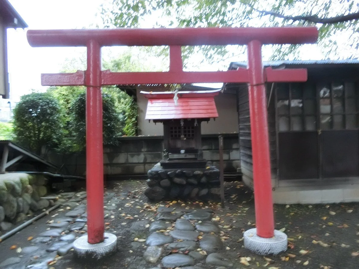 Juni Shrine
